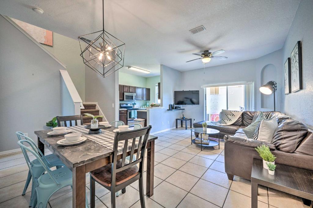 Regal Palms House | Chic Resort Townhome ~ 9 Mi to Disney Parks!