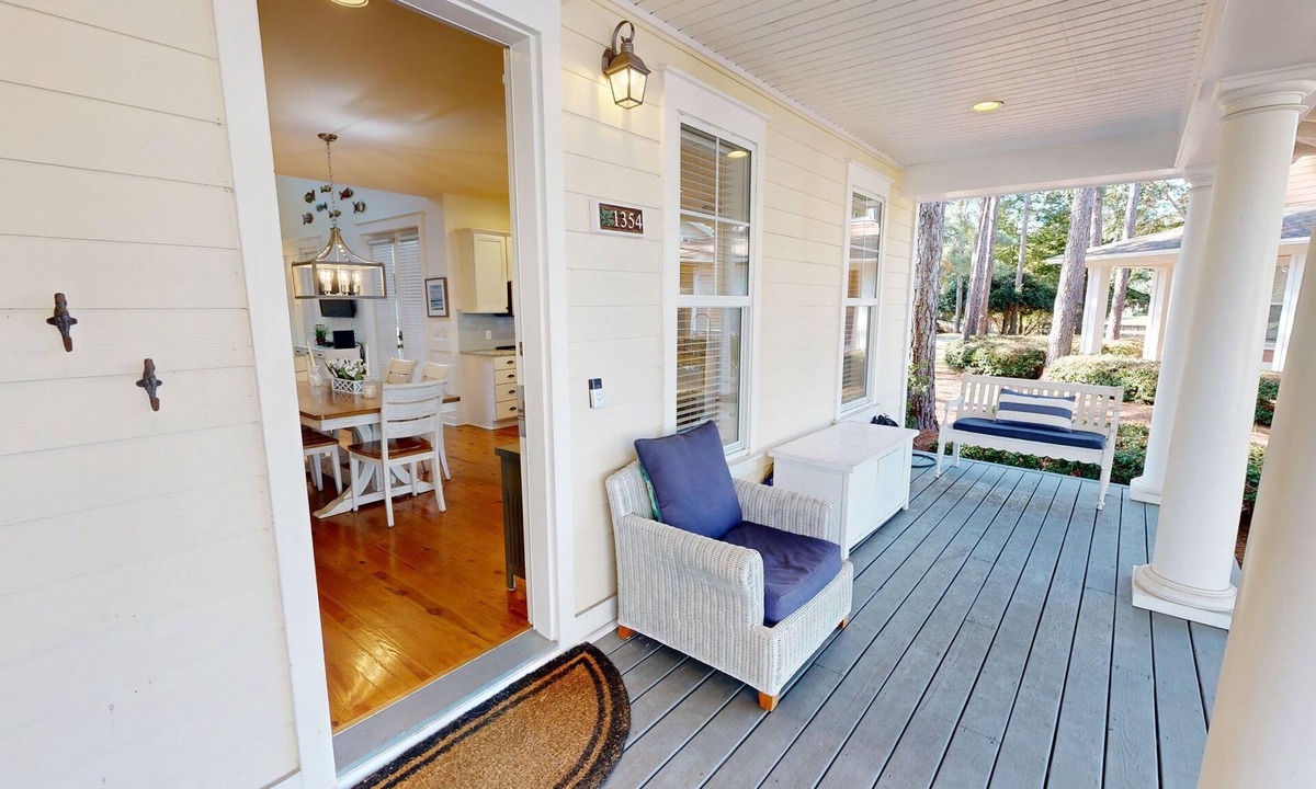 Laurel Grove House | Cindie's Song 3 Bedroom Home