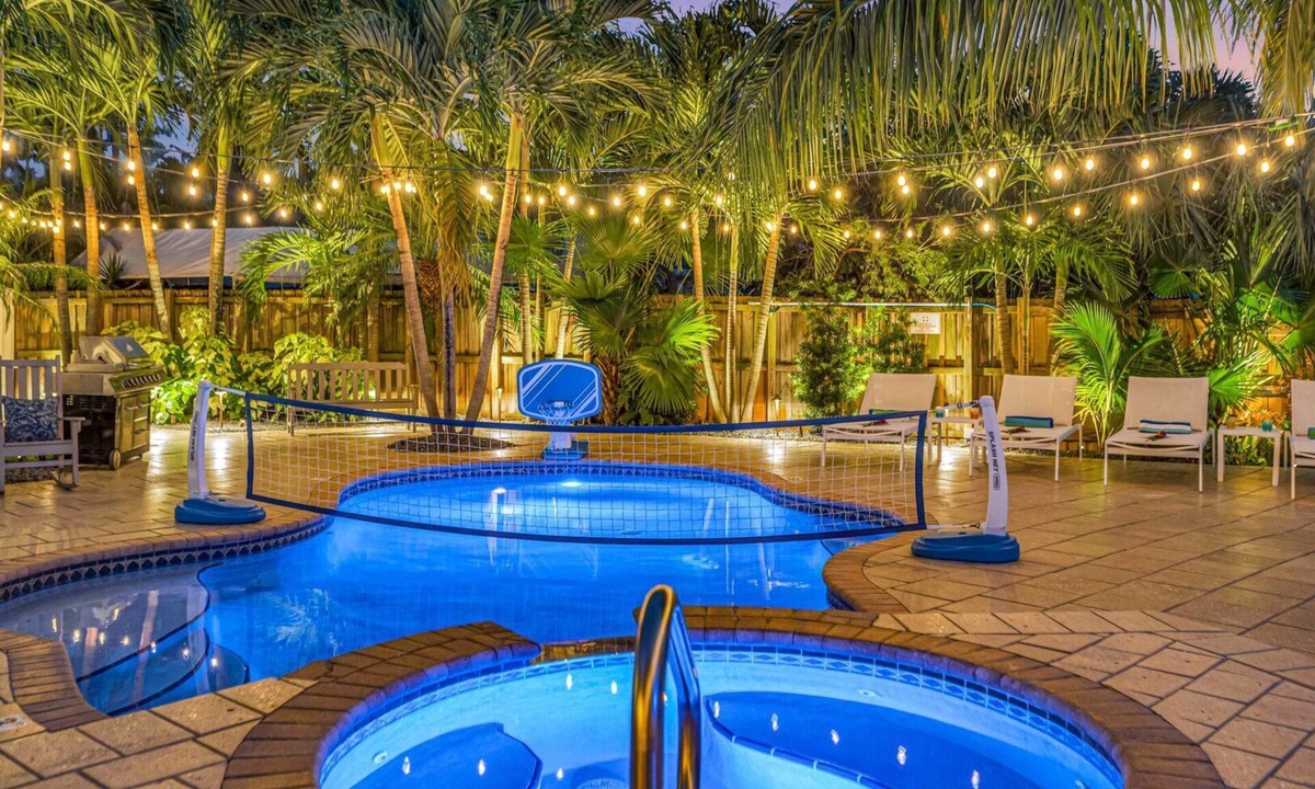 South New River Isles House | Citrus Waterfront Bungalow