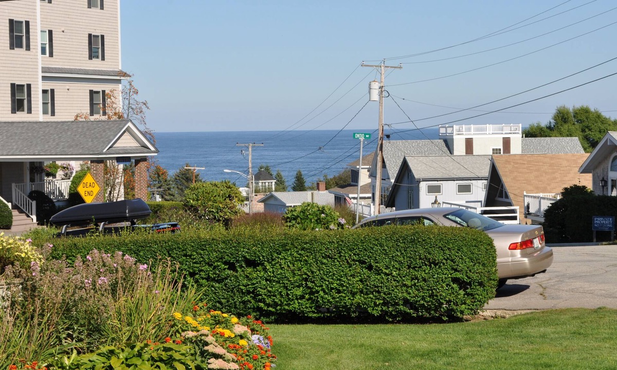 Ogunquit Condo | Close to the marginal way.