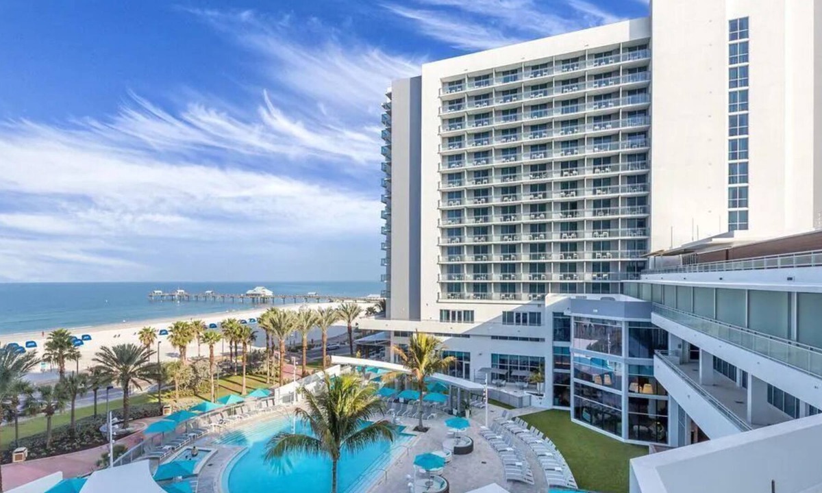 Clearwater Beach Resort | Club Wyndham Resort Clearwater, 2Bed Deluxe, sleeps 8. BEACHFRONT