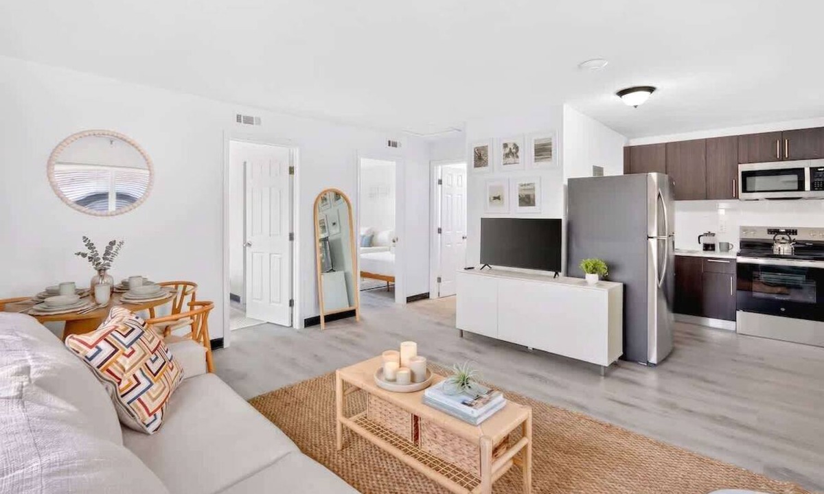Poinciana Park Apartment | Comfortable 2BR Near Beach & Cruise Port