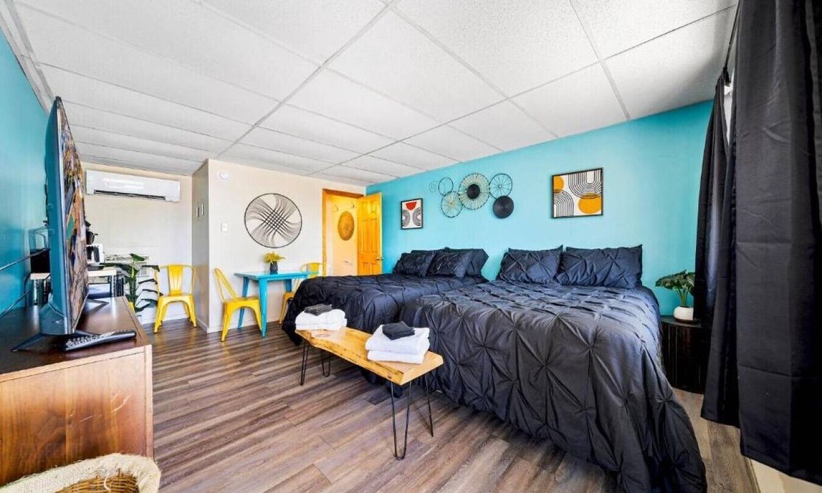 Old Orchard Beach Hotel | Comfortable Room with 2 Beds Just a Short Walk from the Beach