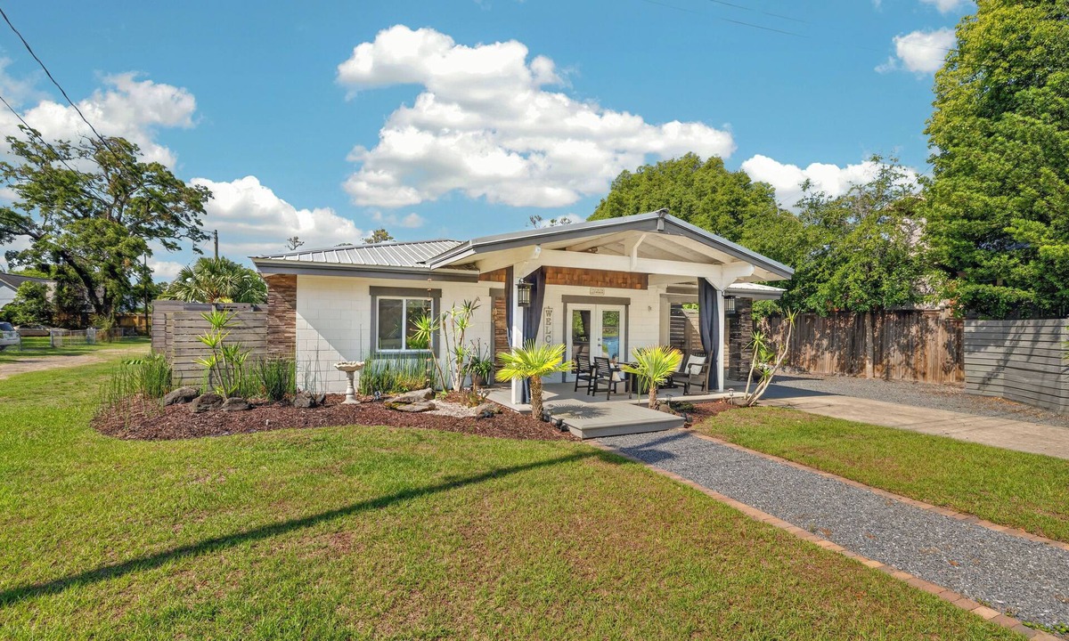 Demere Park House | Completely re-done 4 bedroom pet-friendly home. Great location.
