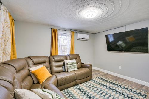 Attleboro Apartment | Convenient Apt Near Gillette Stadium, Foxborough