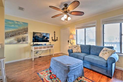 Holiday Beach House | Convenient PCB Condo w/Pool Access: Walk to Beach