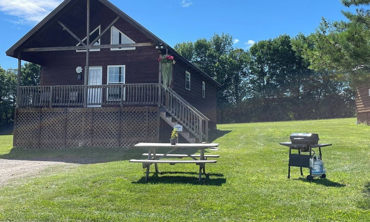 Milford Cabin | Cooperstown Double Play Cabins 2 Near Baseball
