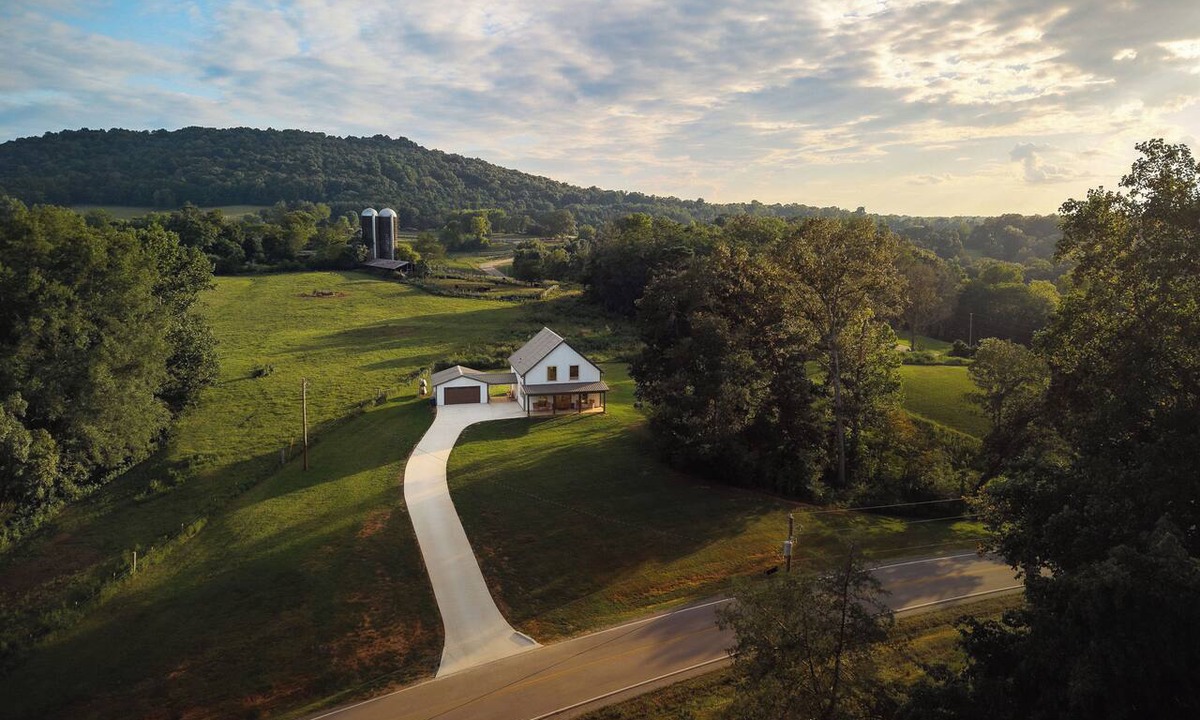 Rock Island House | Cottage w/River Access Near Rock Island State Park