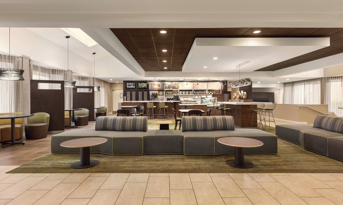 Fort Myers Hotel | Courtyard by Marriott Fort Myers Cape Coral