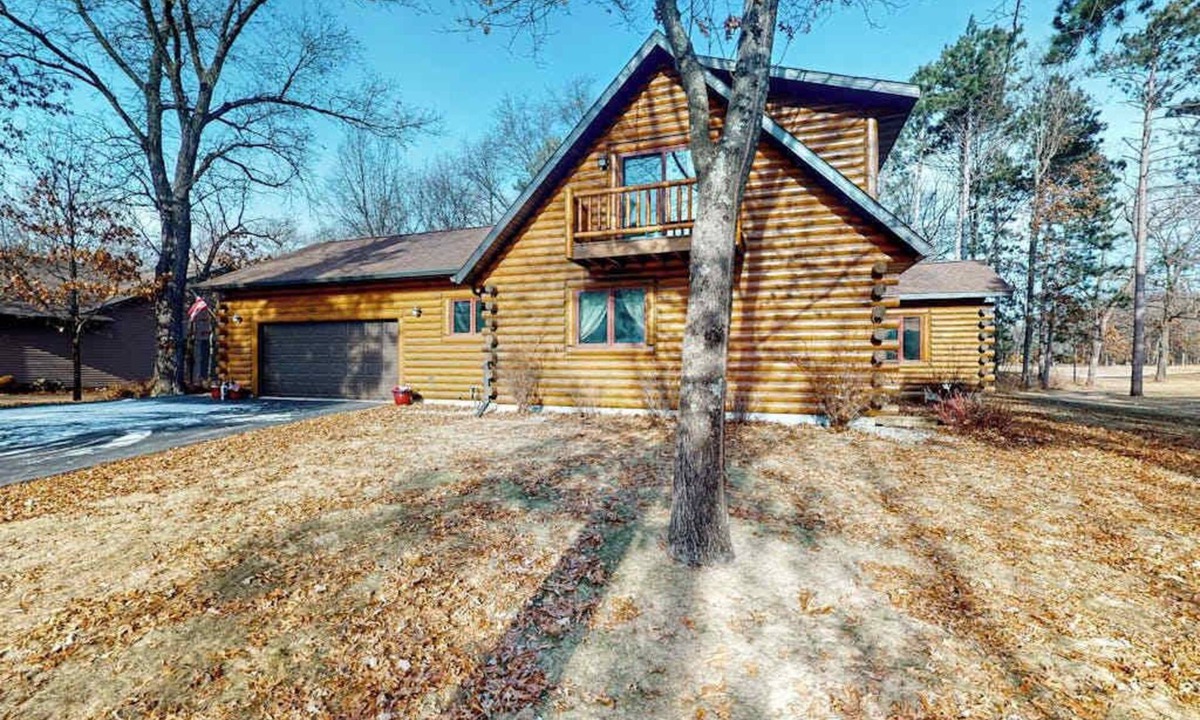 Rome House | Cozy Log Home Overlooking the 12th Fairway, A Perfect Retreat at Lake Arrowhead