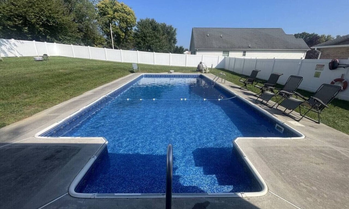Charles Town House | Cozy Pool & Hot Tub Retreat by Casino