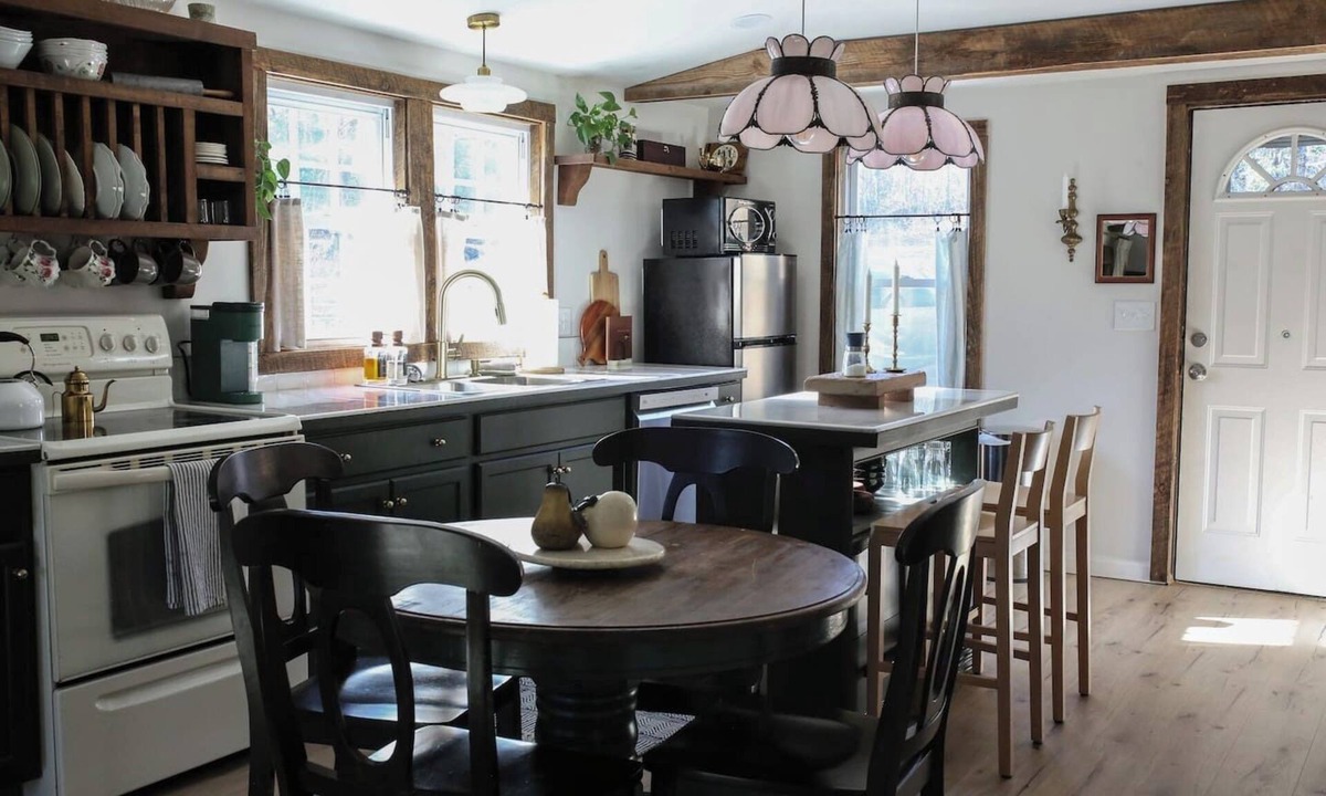 Campobello House | Cozy Rural Campobello Cottage (2B/2B)