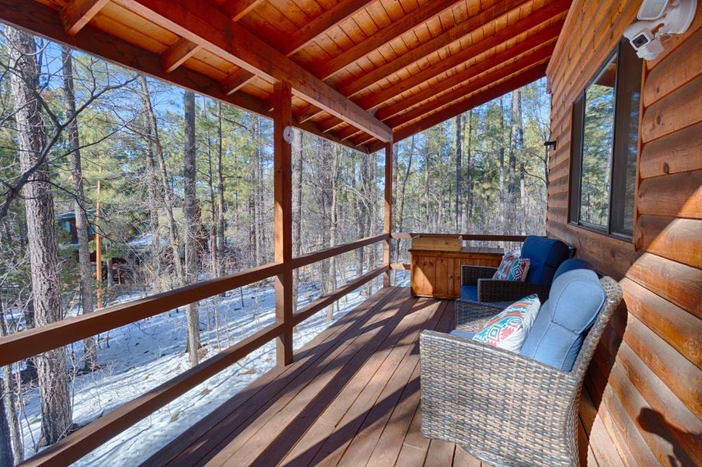 Pinetop House | Cozy White Mountain Cabin cabin