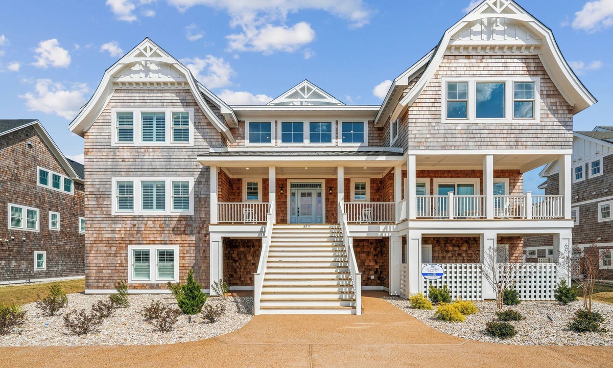 Pine Island House | Daniels - Brand New Luxury Oceanfront Home