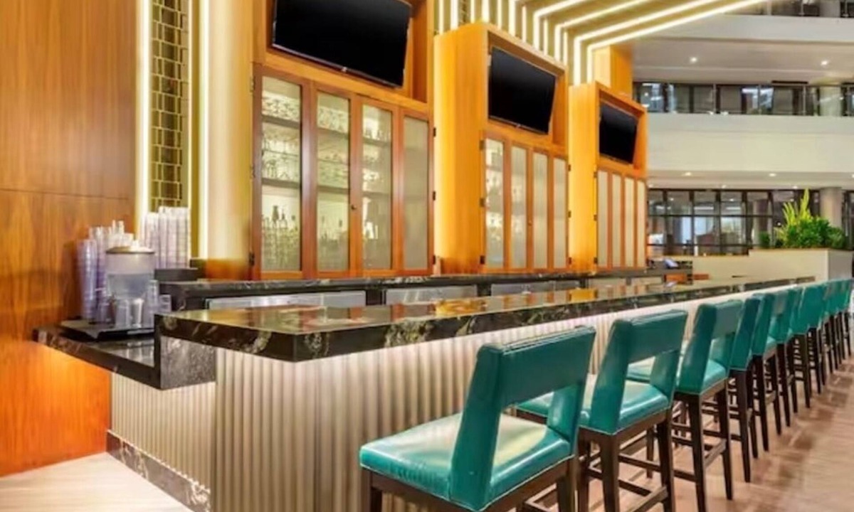 West End Apartment | DC: July 2-6 @The District - Washington, DC [1 of 2