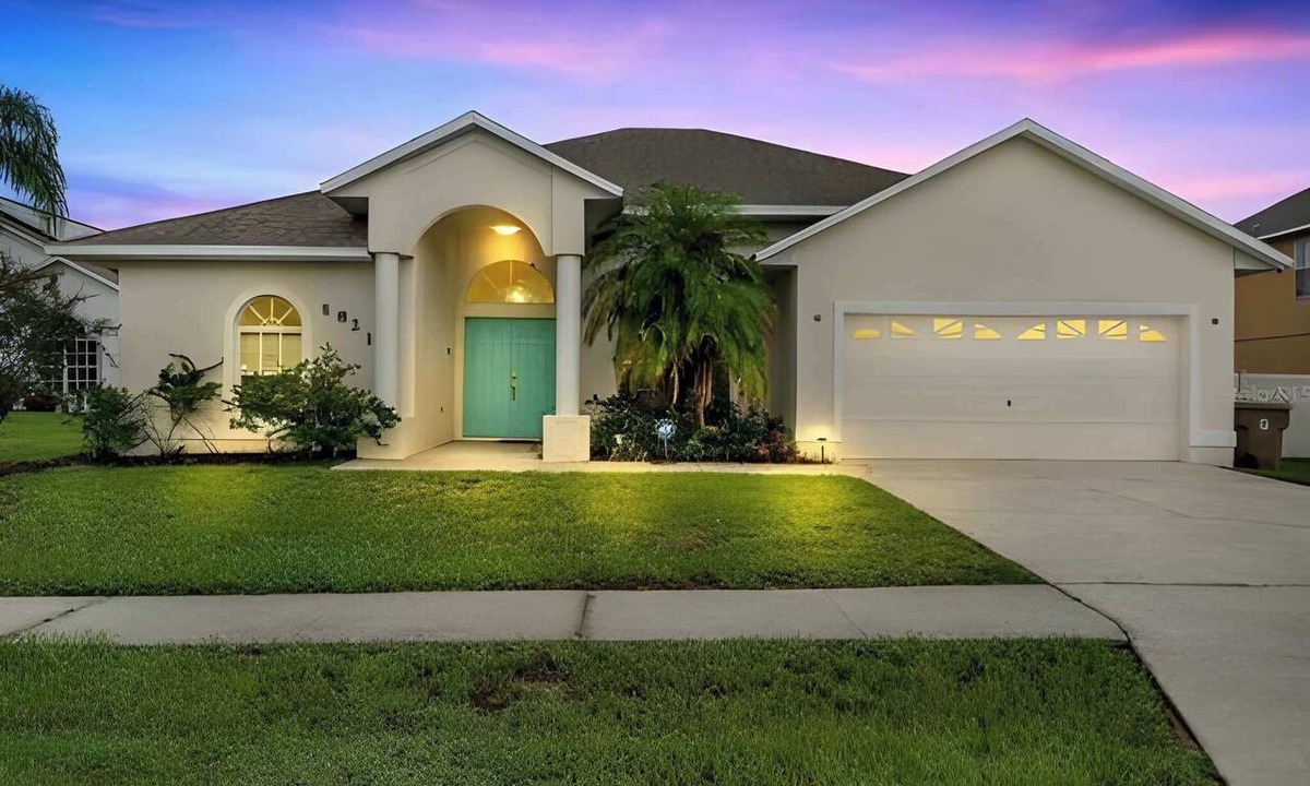 Lindfields House | Disney Area Home | Pool · Spa · Game Room | 5BR Sleeps 14