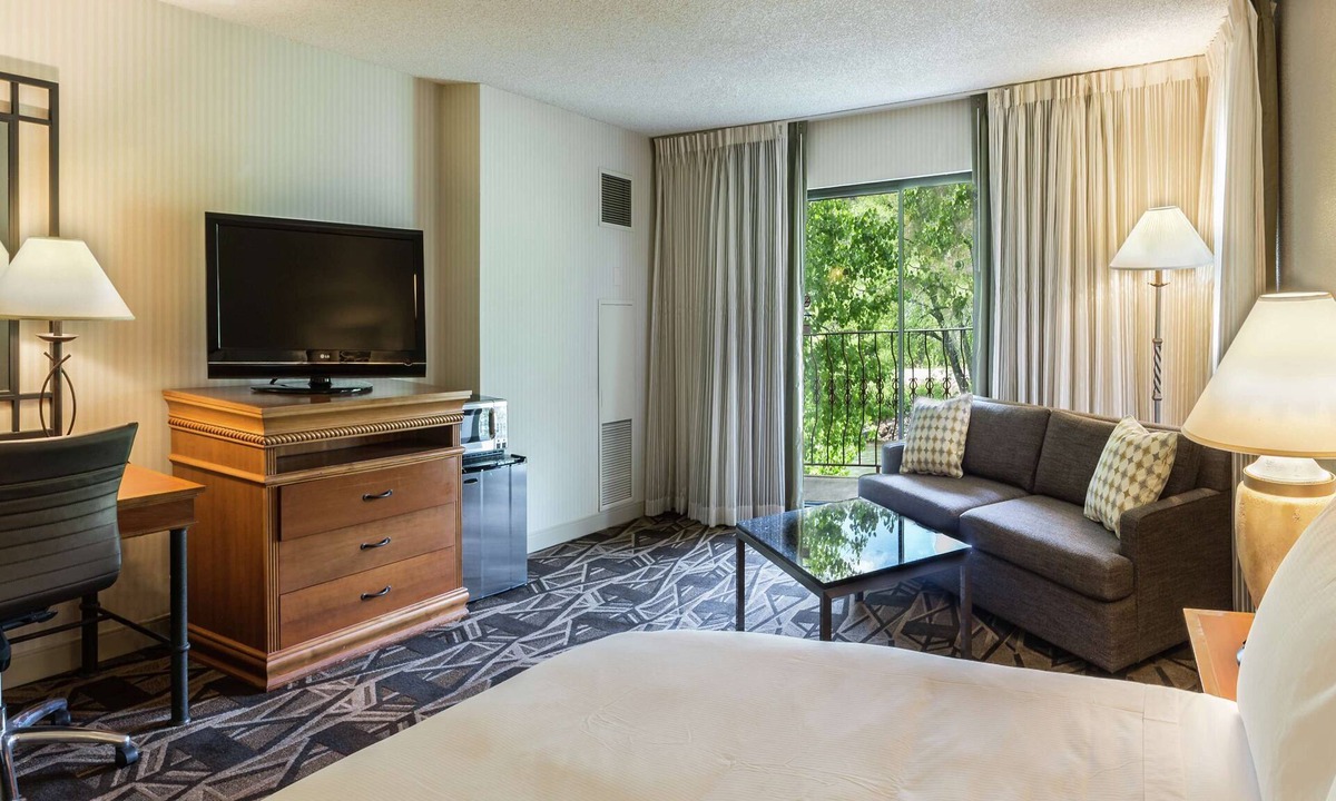 Historic Downtown Durango Hotel | DoubleTree by Hilton Durango