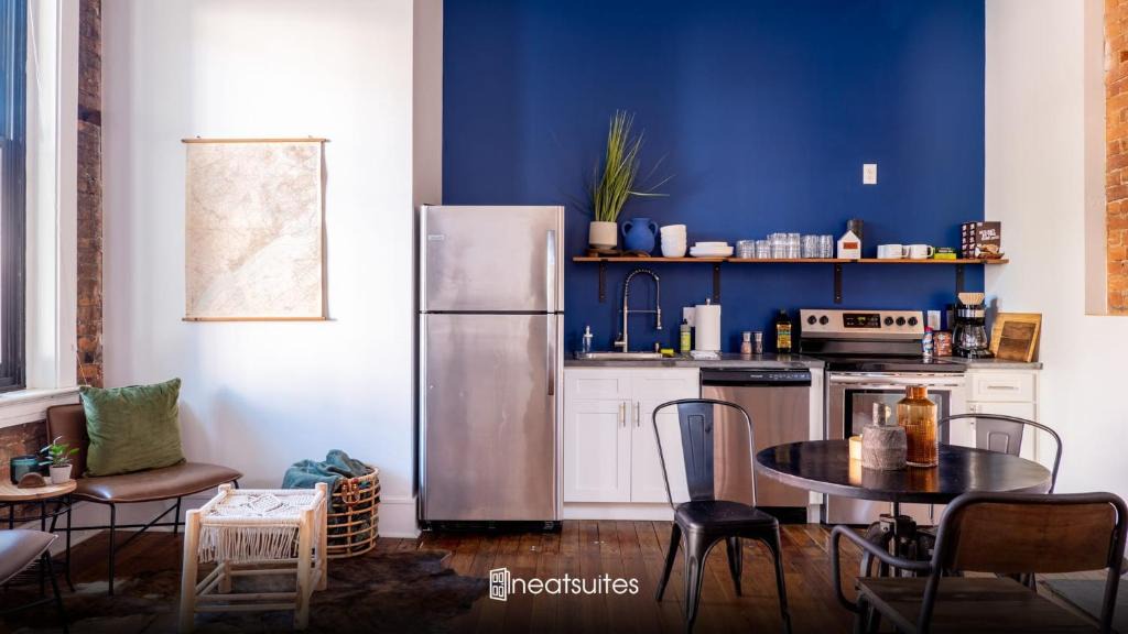 Covington Apartment | Downtown Covington - Near Shopping, Bars, Cincinnati