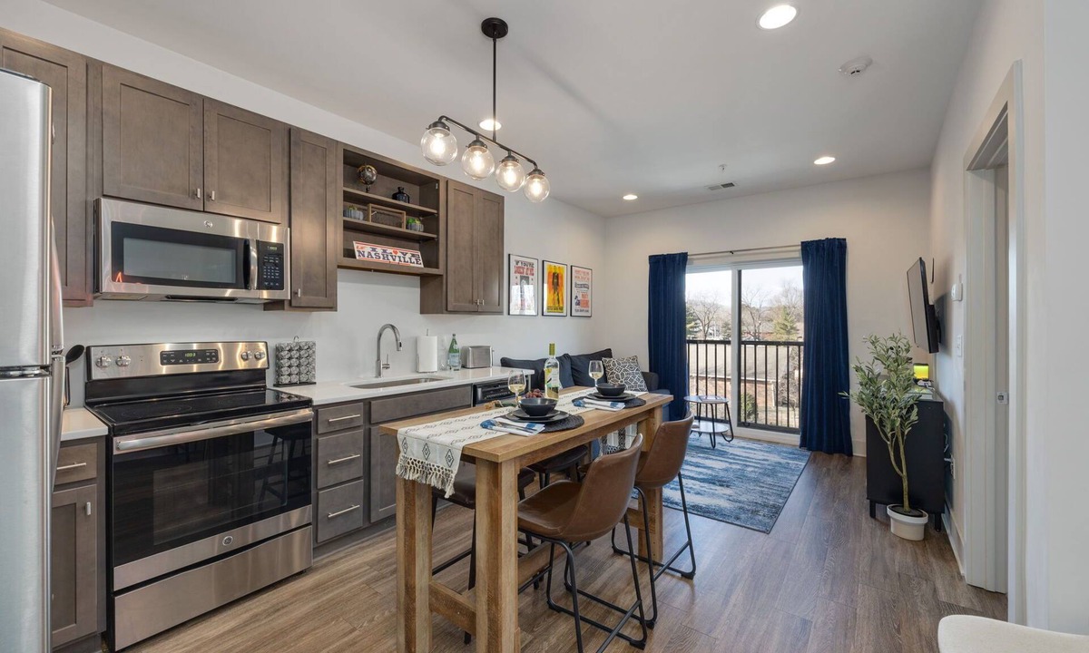 Nashville Condo | East Nashville King Bed Condo Near Opry & Broadway