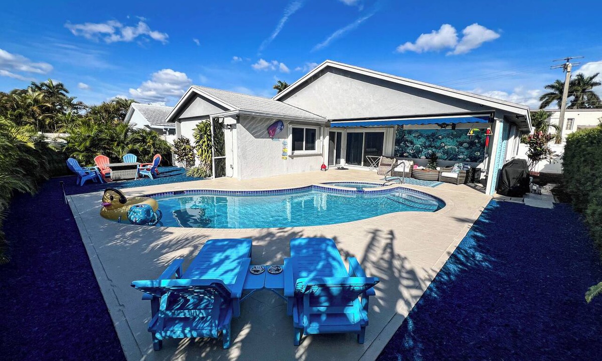 Dania Beach House | Elegant 4BR/2BA Oasis w/Heated Saltwater Pool – Beach Nearby!