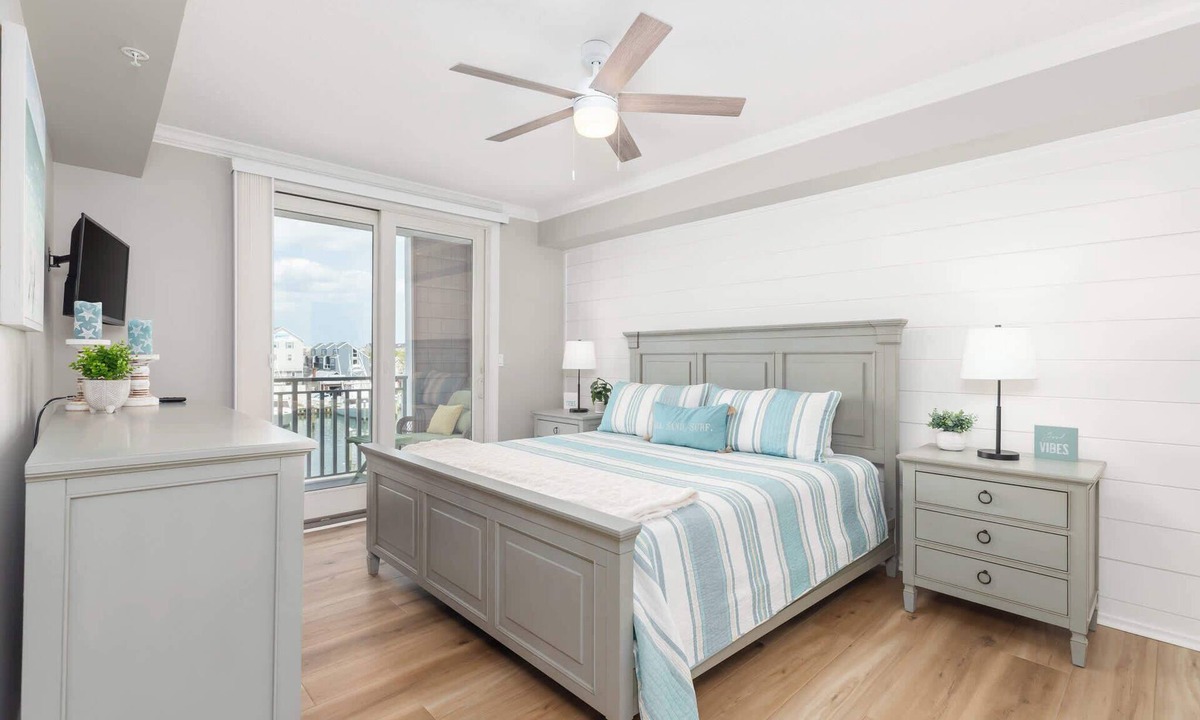 Ocean City Condo | Emerson Towers 302