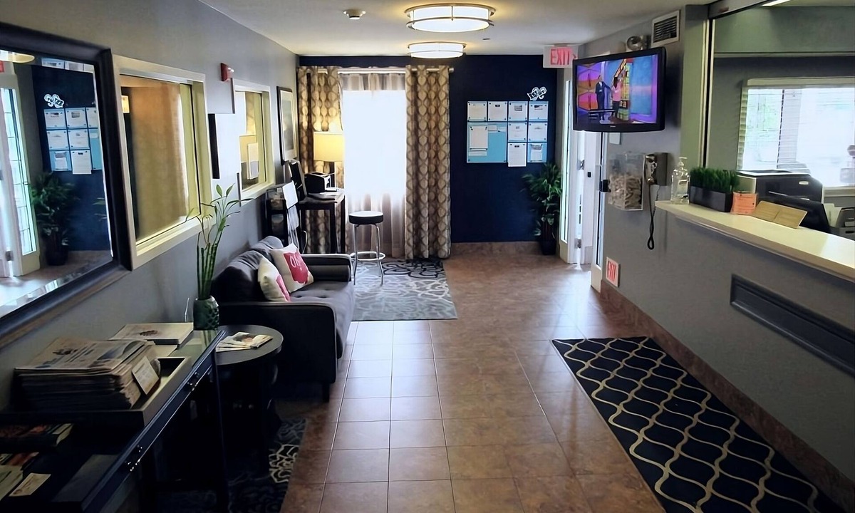 Gahanna Hotel | Enjoy a Memorable Stay in Gahanna with Exceptional Amenities Next to the Airport