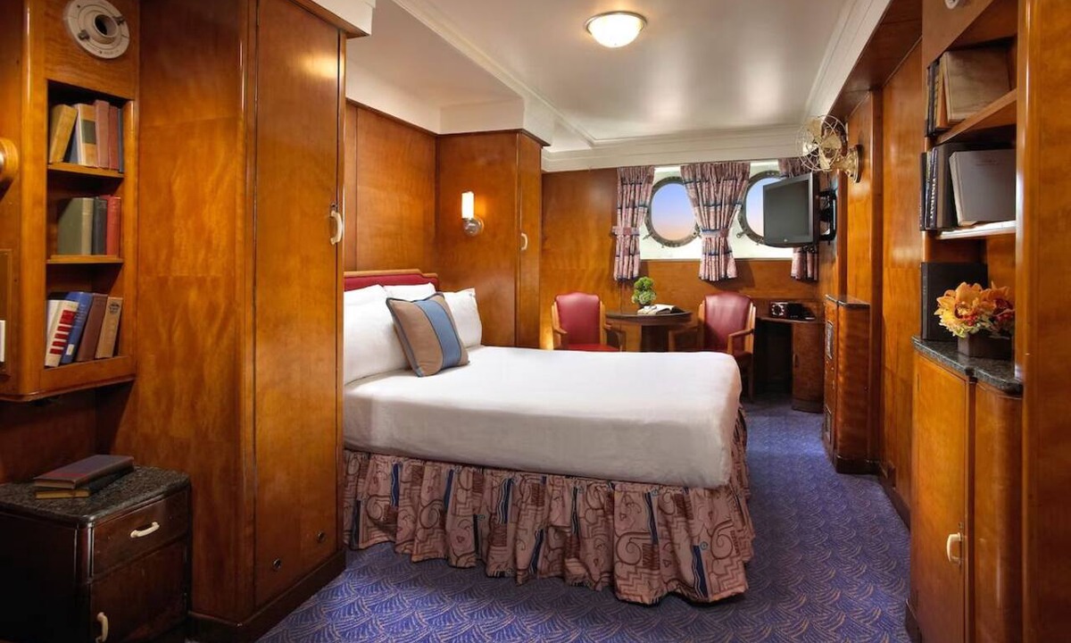 Harbor Hotel | Ensuring a Very Comfortable & Memorable Stay! Close to Promenade, Long Beach