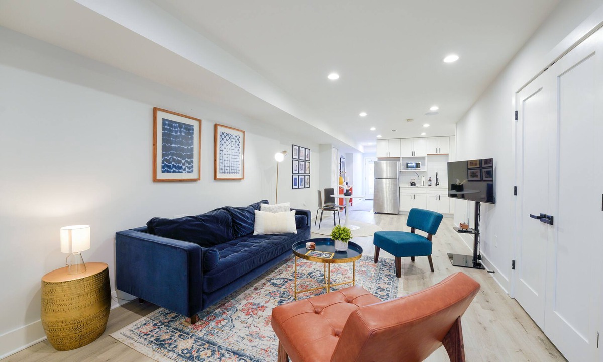 Petworth House | Entire 2-BR DC Guest House with Patio