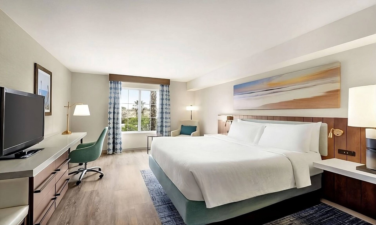 Carlsbad Hotel | Everything You Need! | Carlsbad Beach Stay | Outdoor Pool & Pets Are Welcome!