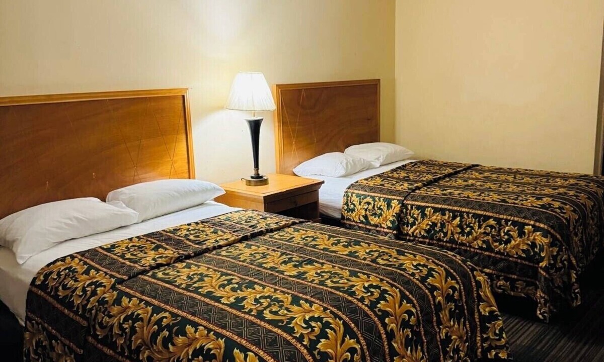 North Chesterfield Hotel | EXECUTIVE INN