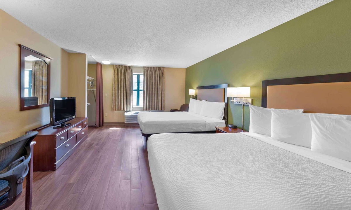 Lake Arbor Hotel | Extended Stay America Suites Washington DC Landover