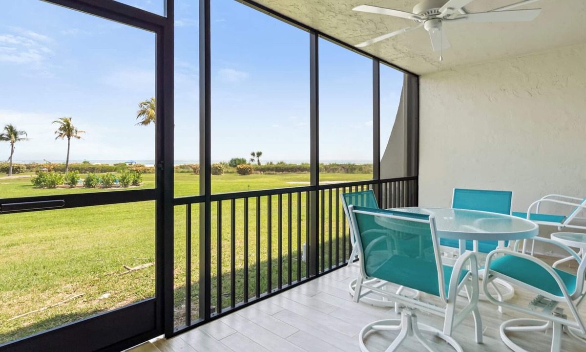Sanibel Condo | FABULOUS GULF FRONT, 2/2 condo, PET FRIENDLY, 4 bikes, Pool, pickleball, tennis!