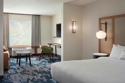 Ward Hill Hotel | Fairfield by Marriott Inn & Suites Haverhill