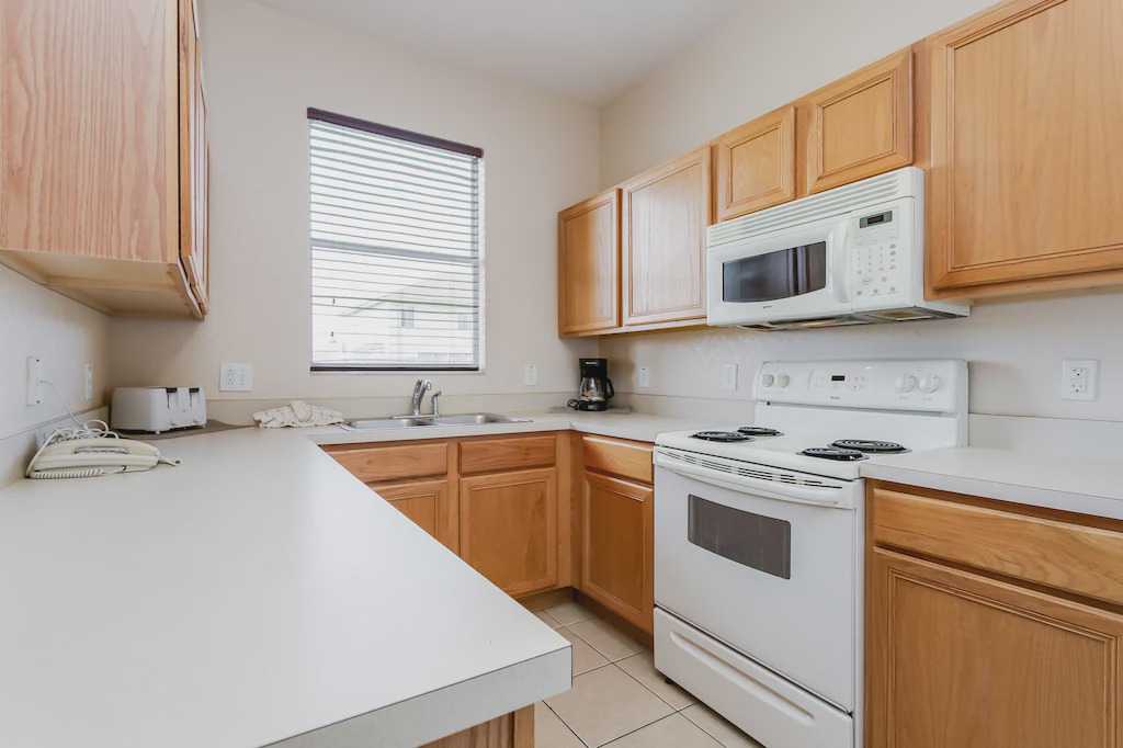 Regal Palms House | Family Friendly 4 Bed Townhome in Regal Palms