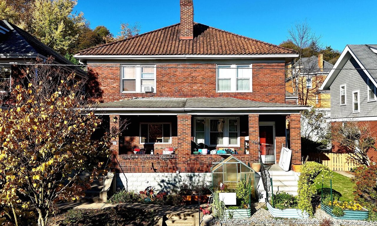 Pittsburgh Condo | Family-friendly Condo in Pittsburgh's Walkable East End Neighborhood