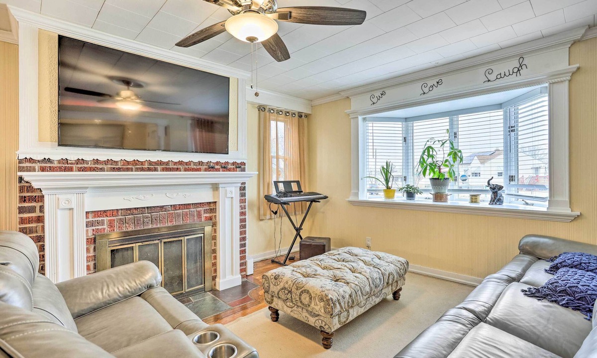 Gibbstown House | Family Getaway Near Delaware River & Int’l Soccer!