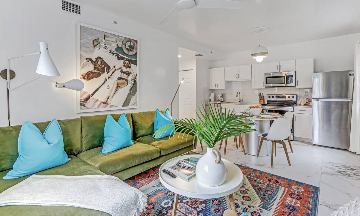 Wynwood Art District Apartment | FIFA Perfect 21KM | ArTease 5: Walk to Wynwood & Design District