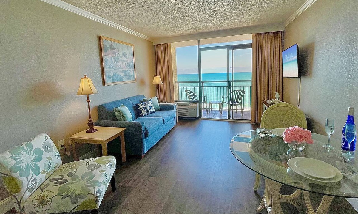 Myrtle Beach Condo | Flawless Direct Oceanfront Suite @ The Caravelle