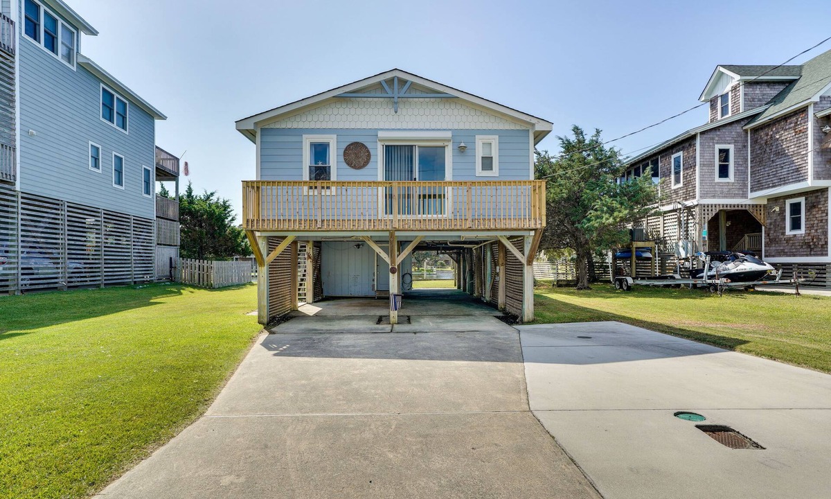 Brigands' Bay Cottage | Frisco Coastal Paradise w/Boat Dock & Water Views
