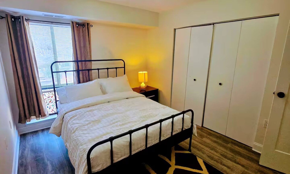 Herndon Apartment | Full apartment, 7 minutes from dulles airport