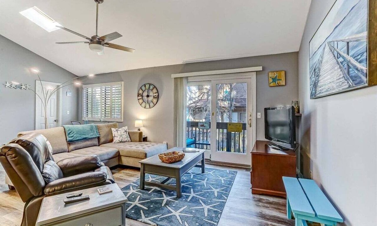 Fernandina Beach Condo | Fun for All : Pool, Tennis & Island Bliss