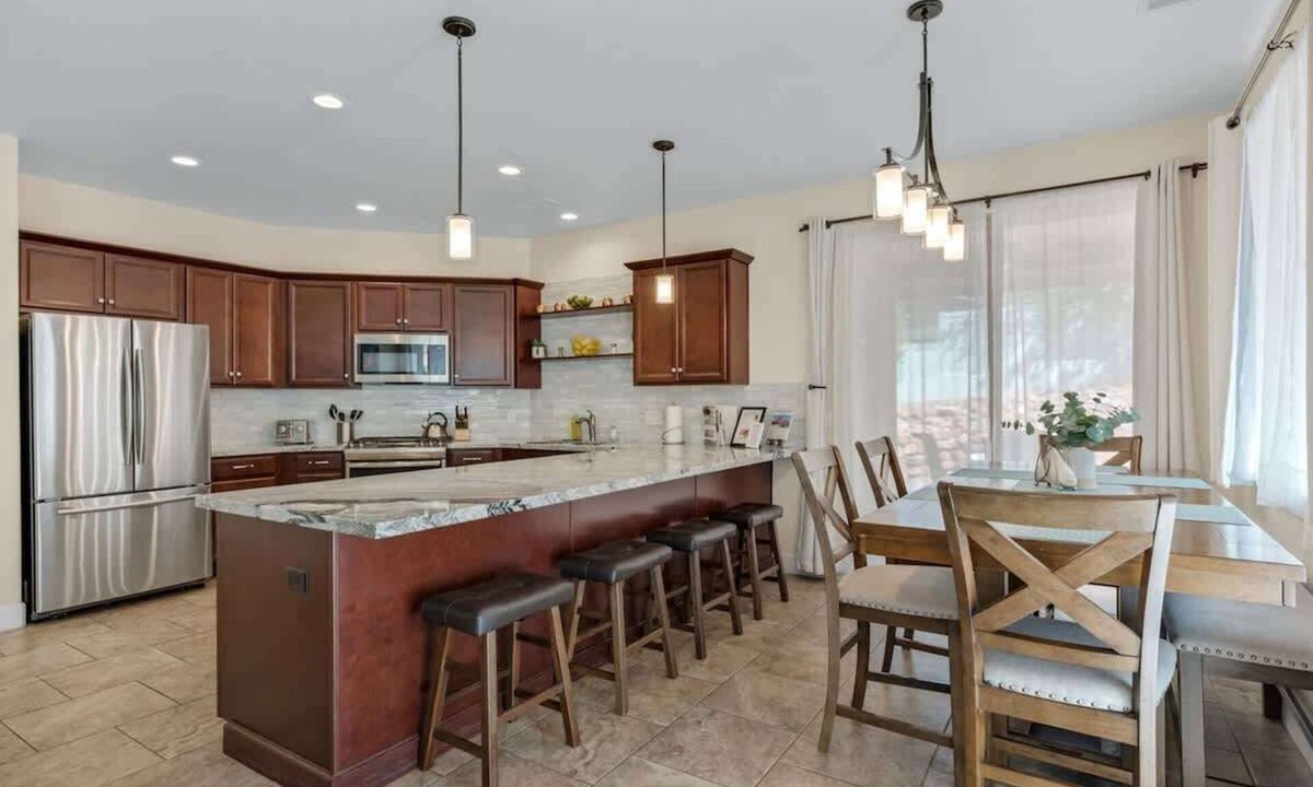 Uptown Sedona House | Generous weekly rates & last-minute rates! Uptown Sedona Location, Custom-Built Home with Private Casita! Sunset 490 - S091