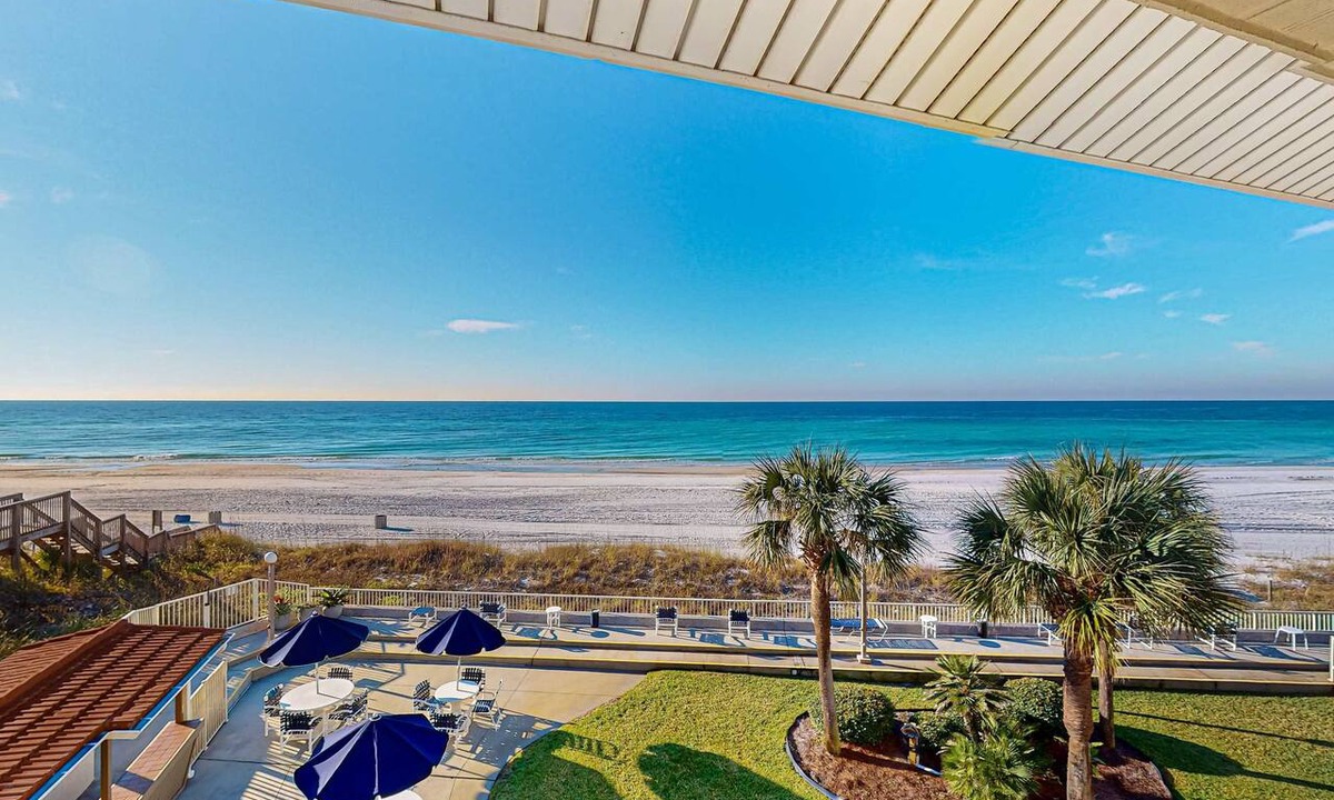 Fort Bay Condo | Gorgeous beachfront condo with shared pool, hot tub and beach access