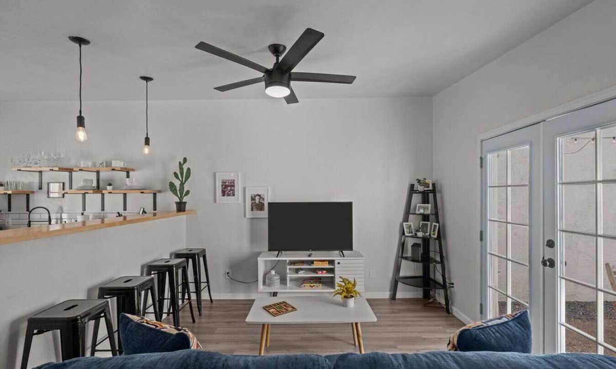 Rincon Heights Villa | Gorgeous Tucson Digs Walking to U of A
