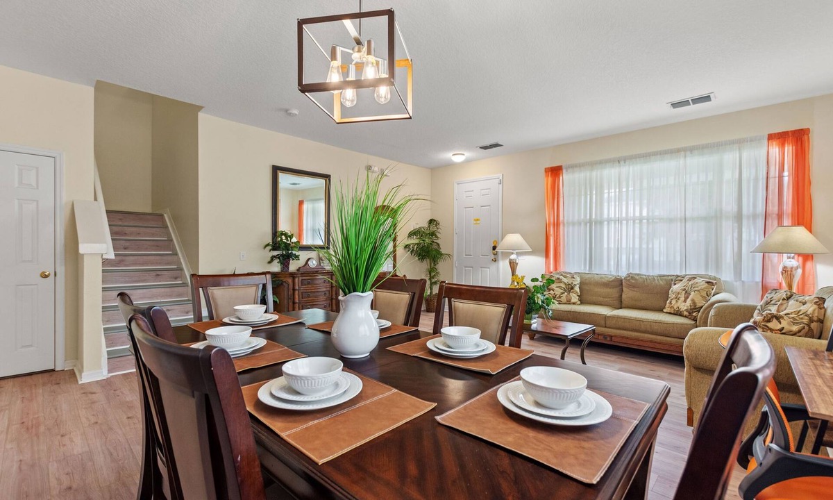 Windwood Bay Villa | Greenview Bliss By Shine Villas #031 5 Bedroom Villa