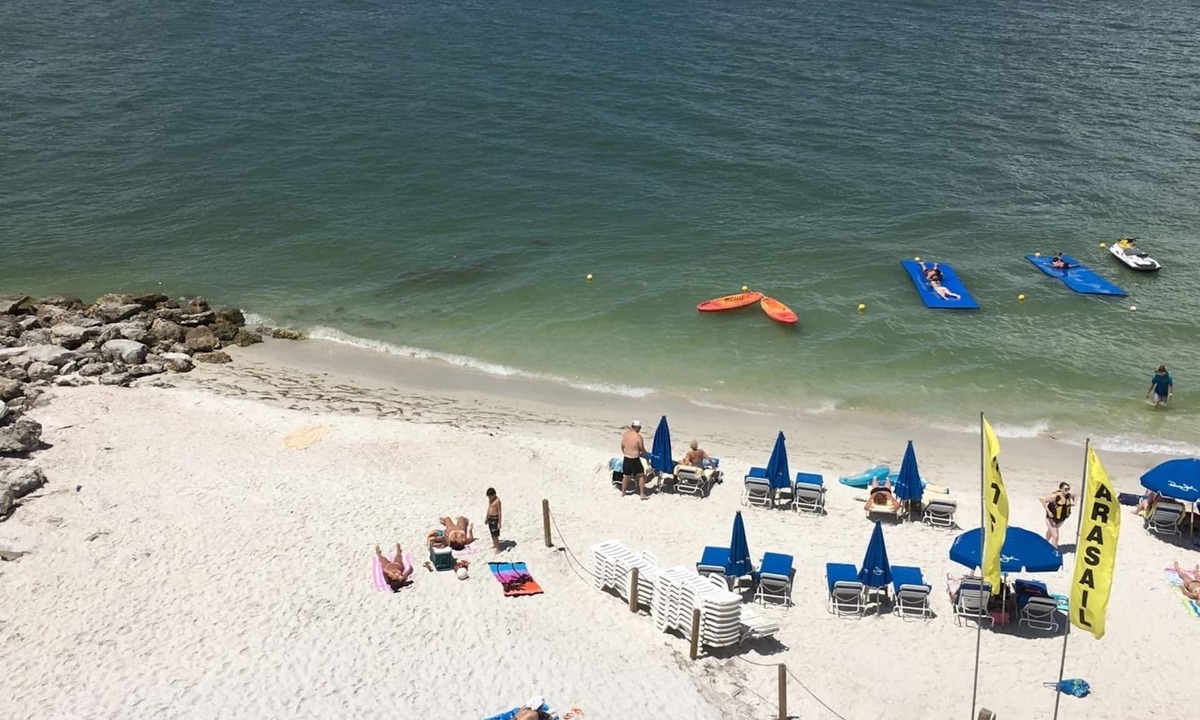 Clearwater Beach Hotel | Gulfview Hotel on the Beach