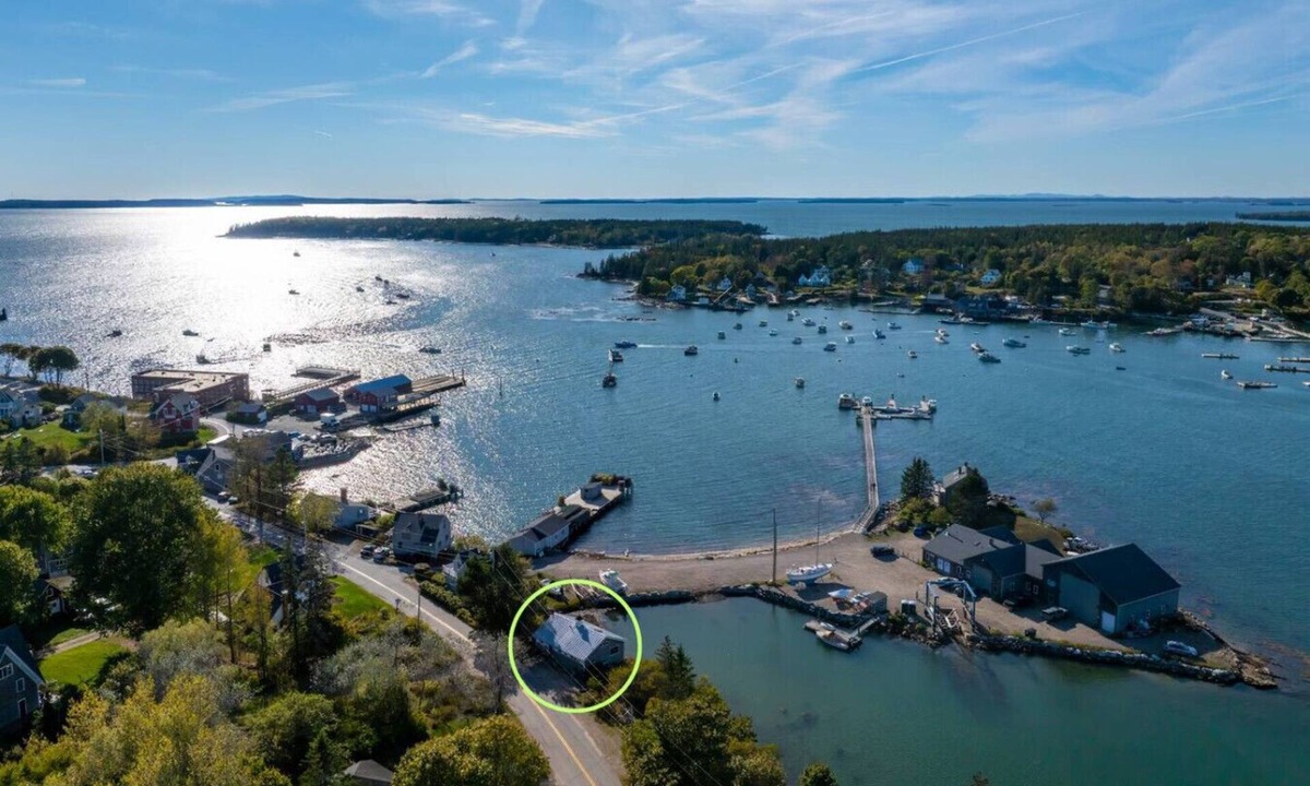 Bass Harbor Cottage | Harborside Comfortable Cottage! [Mermaid Cottage]