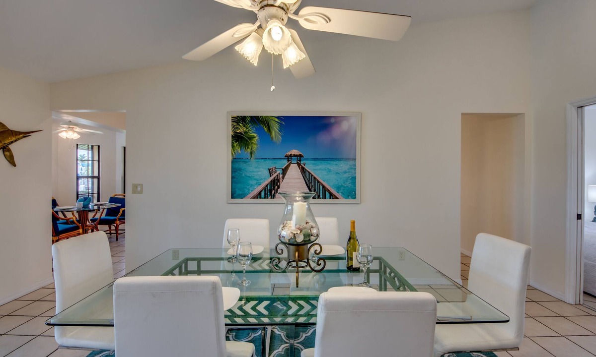 Caloosahatchee House | Heated Pool, Kayaks, Bikes, Gulf Access. 73reviews.Villa 23
