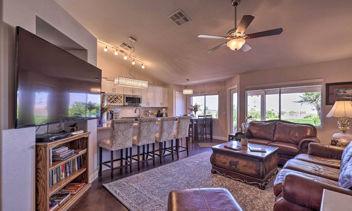 Townsite Cottage | Henderson Home w/Pool + Mountain, Strip Views!