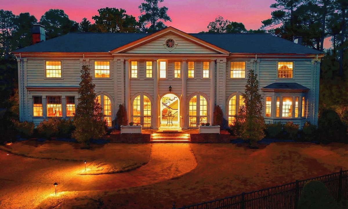 Old Town House | Historic Thistle Dhu Mansion w/Speakeasy 10k Sq Ft in Village of Pinehurst